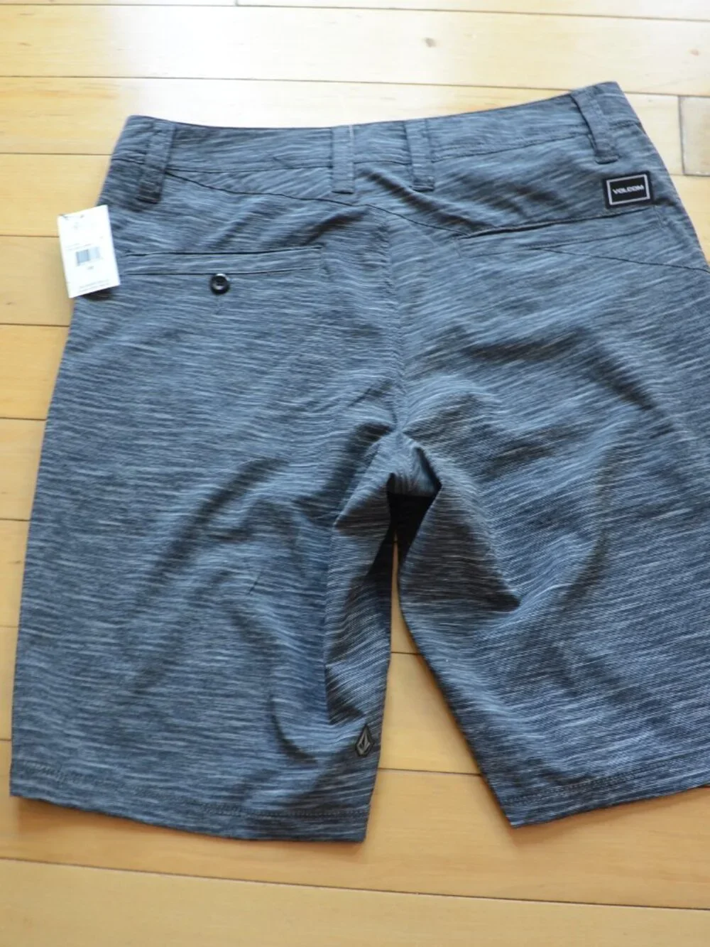 Volcom Men's Surf N' Turf Mix Hybrid Shorts Size 30 NWT